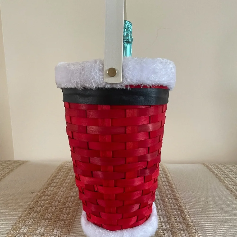 Santa Basket Christmas Decor Great Centerpiece read details